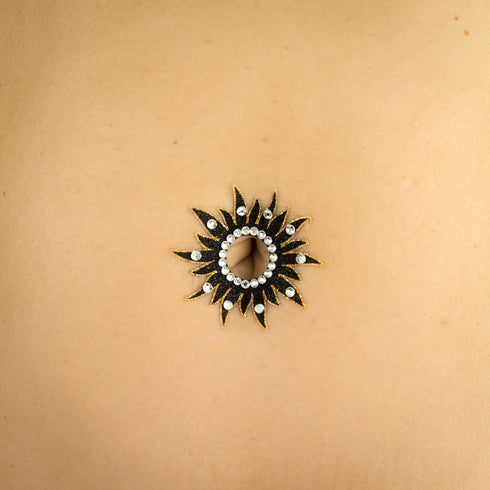 SiaLinda: Breast and body tattoo Maeva, self-adhesive, set of 2, black gold, flower pattern.
